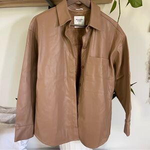 Abercrombie & Fitch. NWT